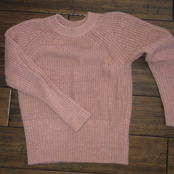 Pink sweater - Picture 2 of 4